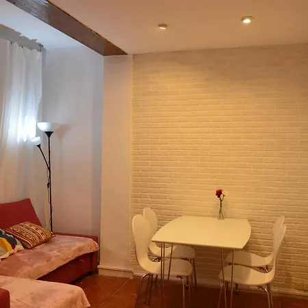 Apartment Reina's