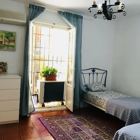 Apartment Reina's *