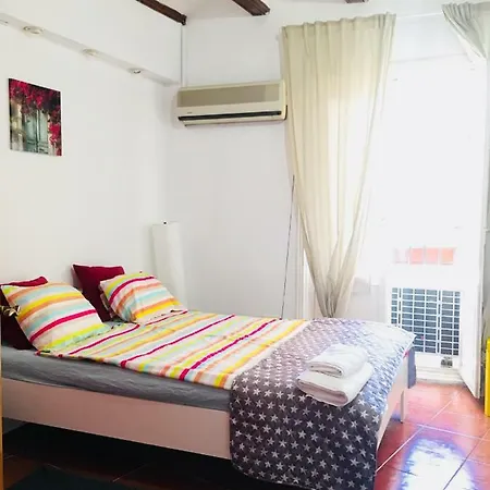 Reina's Apartment